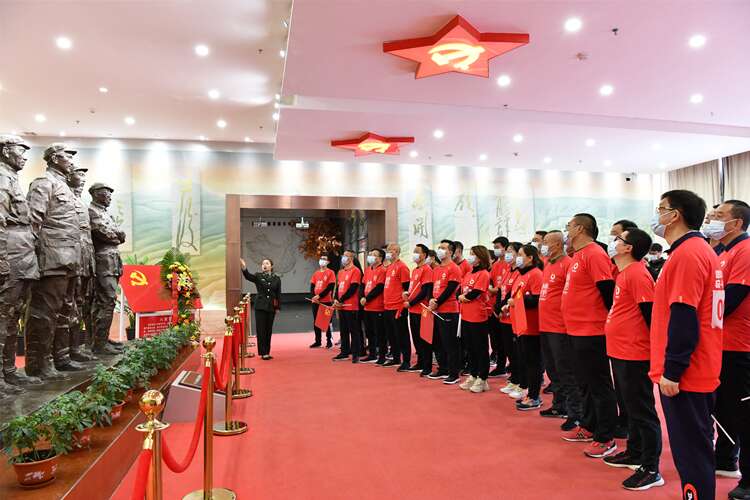 1619330815267045.jpg 參觀紅軍長征勝利紀(jì)念館 (2)_副本.jpg